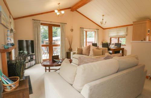 Lanlivery House | Crocus Lodge