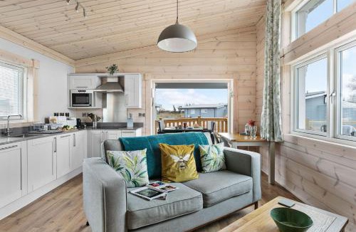 Braunton House | Croftner, Great Field Lodges