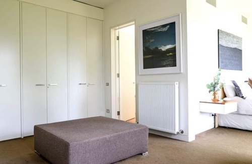 Barfold Villa | Crofton Park (With Car Parking)