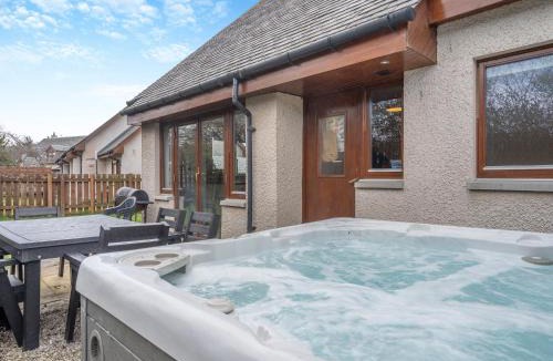 Aviemore House | Croftside House - S4401