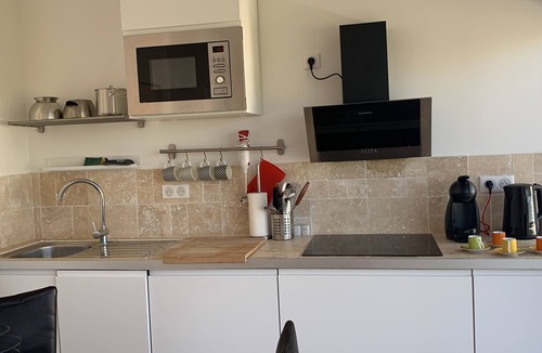 Bagard House | Croissant de Lune