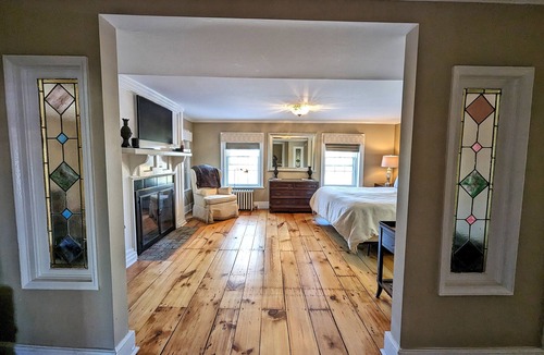 Cornwall Bed & Breakfast | Cromwell Manor Inn