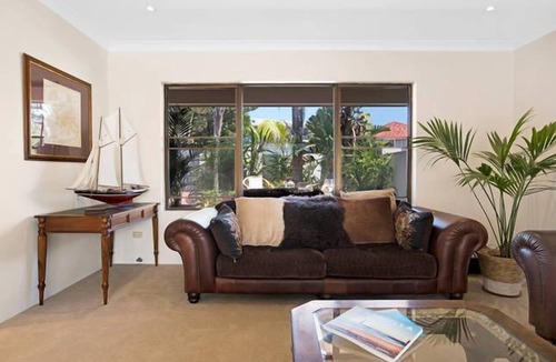 Cronulla Hotel | Cronulla Beach House B & B