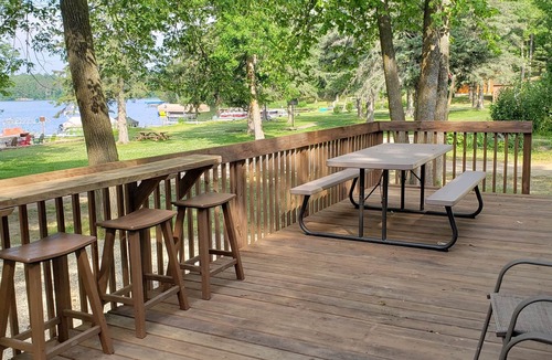 Nevis House | Crooked camper with stunning views just steps from the lake