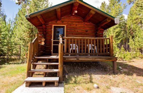 Dubois Resort | Crooked Creek Guest Ranch