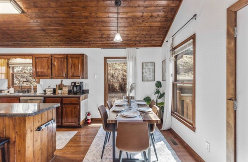Tarheel House | Crooked Lane Cabin - Murphy