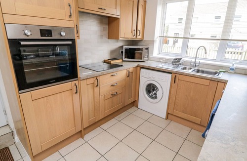 Timsbury Cottage | Crooked Well