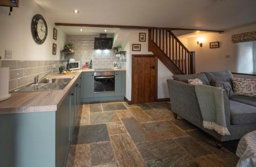 Axbridge House | Crooks