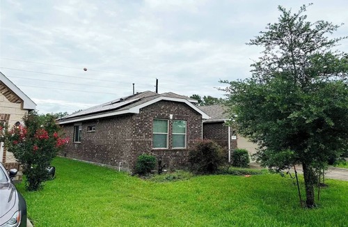 Barrett House | Crosby Comfort Retreat 2Br