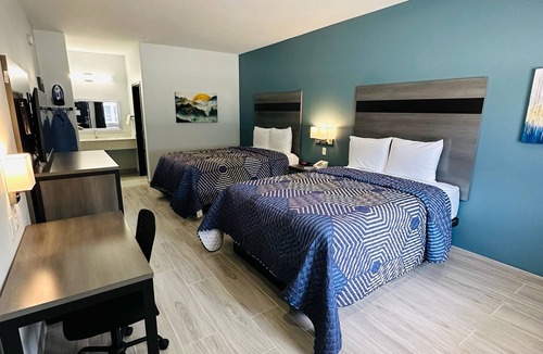 Barrett Hotel | Crosby Travel Lodge & RV Park