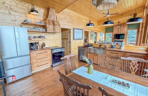 Schroeder Cabin | Cross River Cabin - Schroeder, Minnesota
