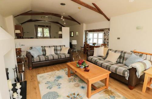 Loddiswell House | Crosscombe Barn