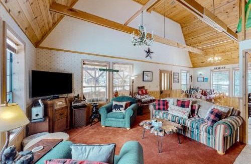 Liberty House | Crossfire Cabin