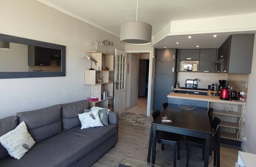 Le Pouliguen Apartment | Crossing T2 with Balconies and Parking in Pouliguen