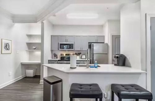 Cary Apartment | Crossroads 1BR With All Hardwood