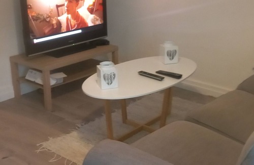 Coublanc Apartment | crossroads