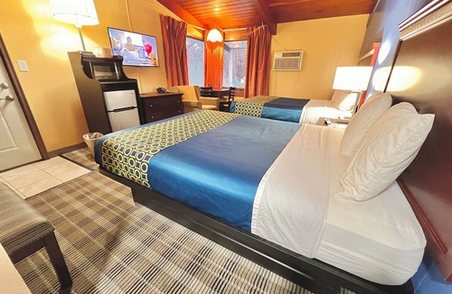 Elkhorn Hotel | Crossroads Motel