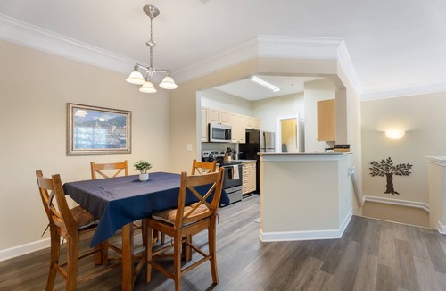 Cary Apartment | Crossroads Townhome 2BR with Garage 1