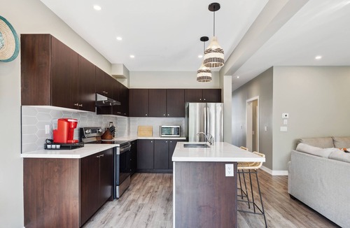 The Blue Mountains House | Crosswinds Townhomes