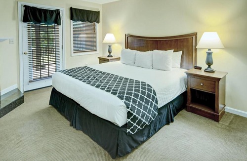 Francestown Hotel | Crotched Mountain Resort