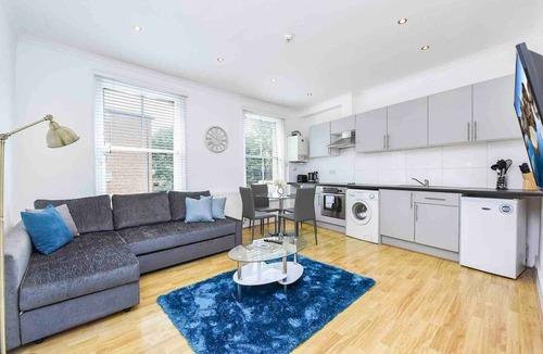 Tollington Apartment | Crouch Hill N4 🚇 Crouch Hill | Terrace | 2nd fl