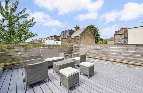 Tollington Apartment | Crouch Hill N4 🚇 Crouch Hill | Terrace | 2nd fl