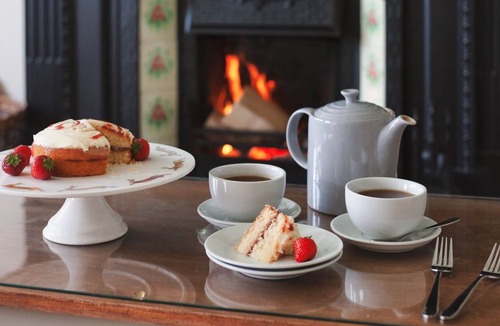 Reeth House | Crow Hall - Luxury Holiday Accommodation