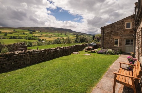 Reeth House | Crow Hall - Luxury Holiday Accommodation
