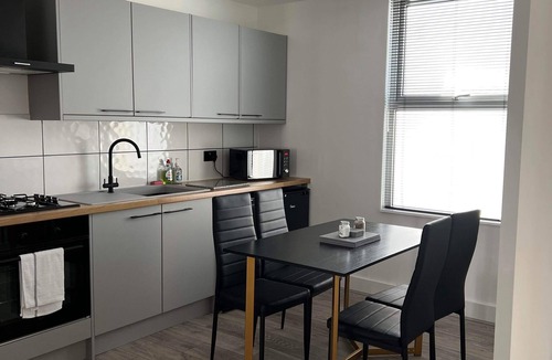 St. Blazey Apartment | Crow nest apartment 2