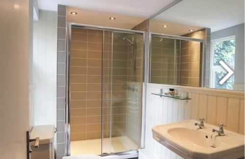 Holland Park Hotel | Crown and Sceptre