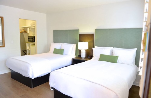Coronado Hotel | Crown City Inn