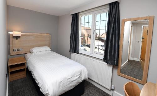 Wychbold Hotel | Crown, Droitwich by Marston's Inns