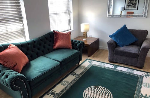 Newbury Apartment | Crown House a new development with unique features (56aC)