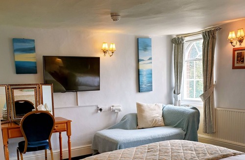 Saffron Walden Bed & Breakfast | Crown House Hotel