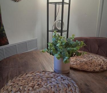 Smethwick Apartment | Crown House Studio Apartment