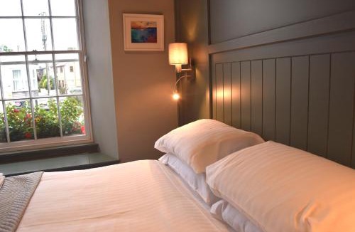 Goldsithney Hotel | Crown Inn