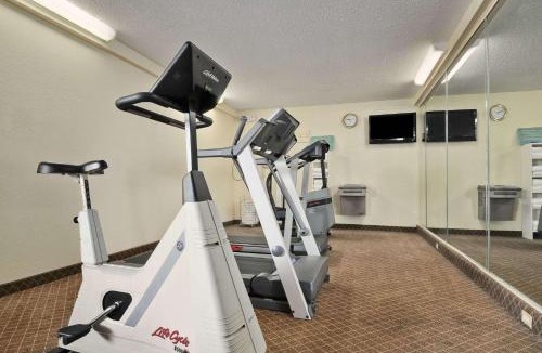 Forrest City Hotel | Crown Inn