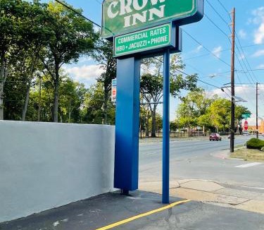 Linden Hotel | Crown Inn