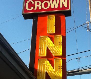 Seattle Hotel | Crown Inn