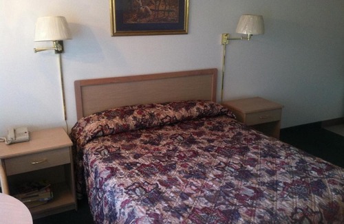 Seattle Hotel | Crown Inn