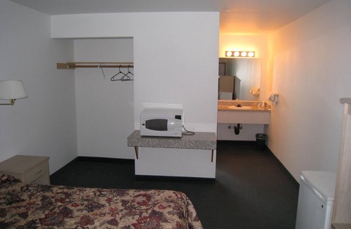 Seattle Hotel | Crown Inn