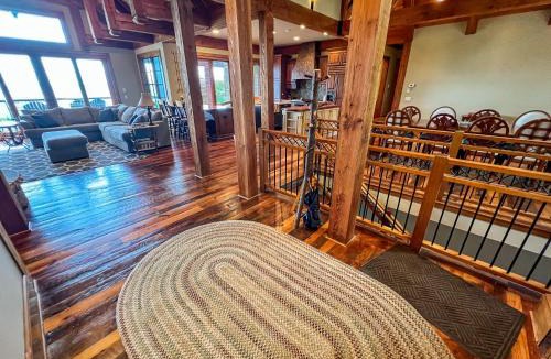 West Jefferson House | Crown Jewel
