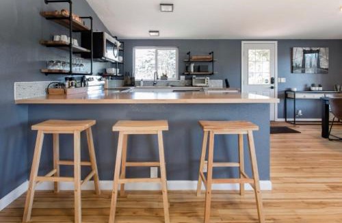 Coos Bay House | Crown Point Hideaway