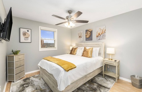 Crown Point House | Crown Point Indiana Rental