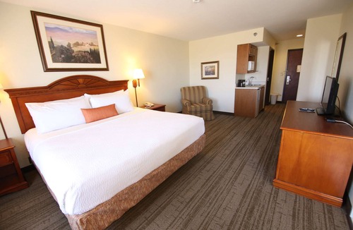 Farmington Hotel | Crown Pointe Lodge, BW Signature Collection