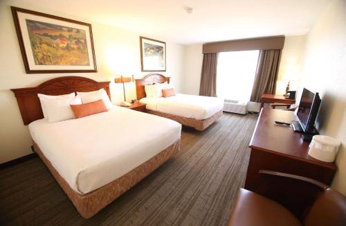 Farmington Hotel | Crown Pointe Lodge; BW Signature Collection