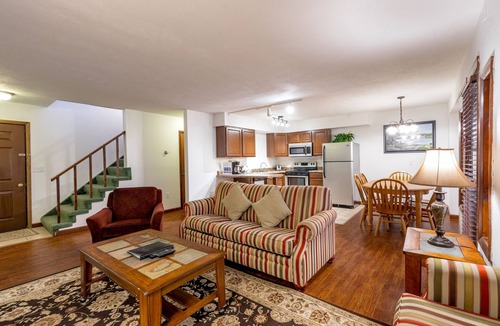 Treasure Lake Resort | Crown Resorts at Silverwoods