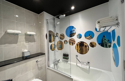 Little Hay Hotel | Crowne Plaza Birmingham NEC by IHG