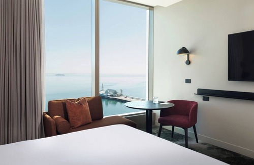 Geelong Hotel | Crowne Plaza Geelong by IHG