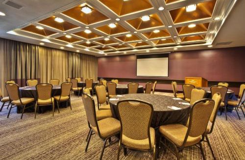 Kitchener Hotel | Crowne Plaza Kitchener-Waterloo by IHG